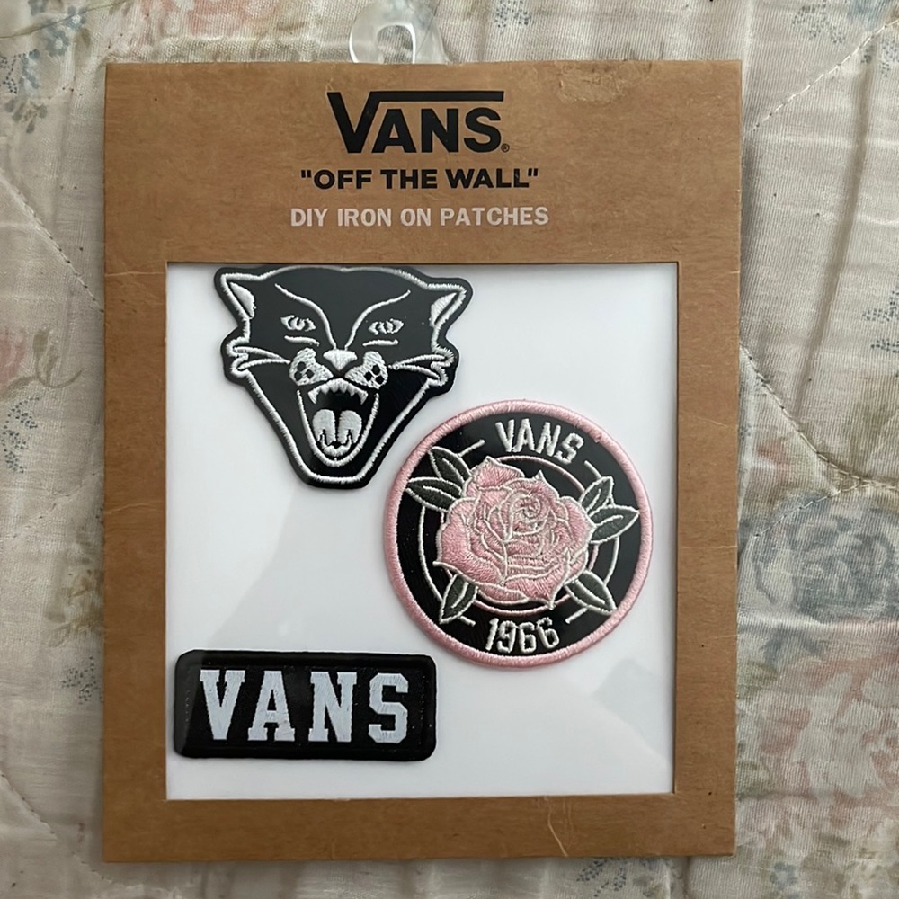 DIY IRON ON PATCHES. VANS.
